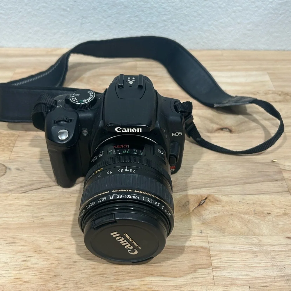 Canon EOS Digital Rebel XT 28-105mm Digital bundle with 3 lenses & bag